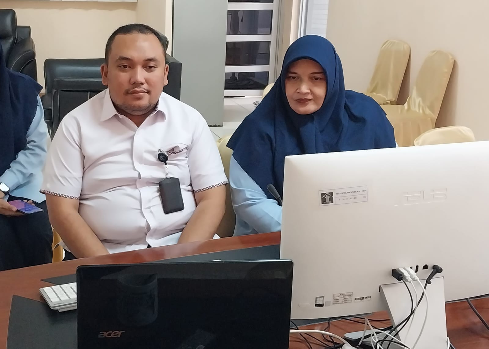 rapat paspor masuk desa3