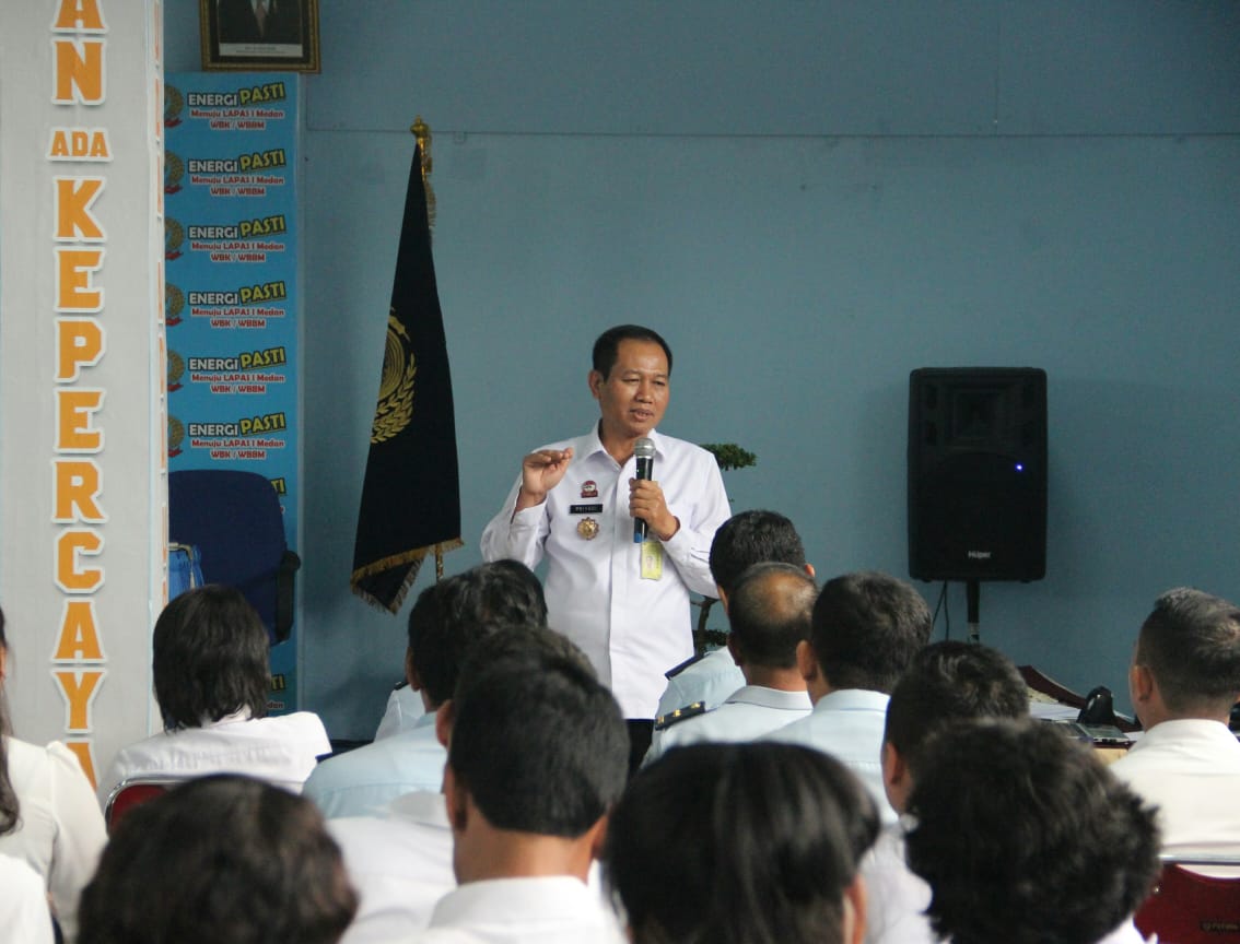 Pimpin Rapat Percepatan Pembangunan Zona Integritas 4