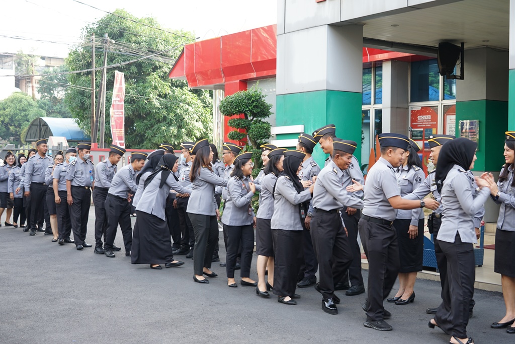 apel perdana pasca lebaran24 8