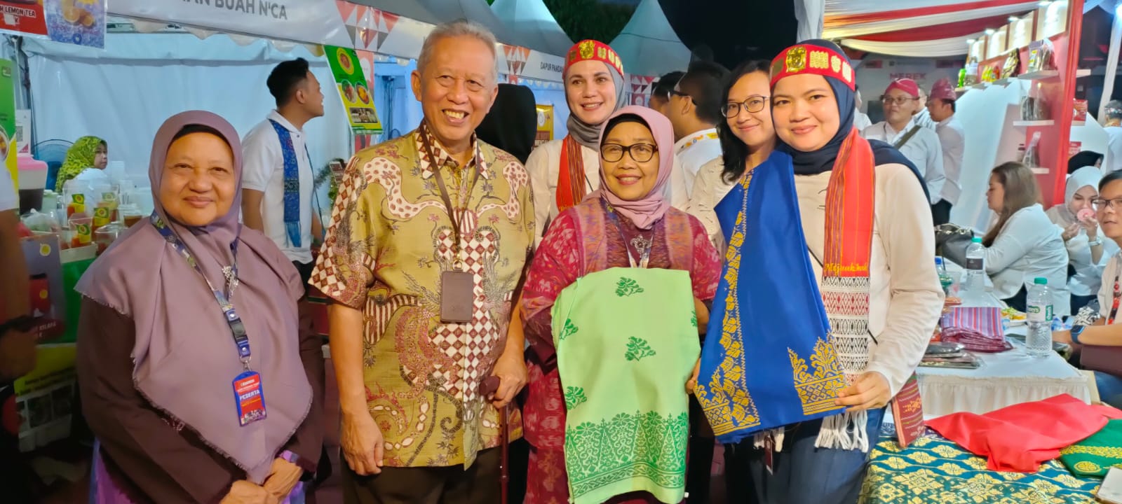 tinjau booth merek festival 2023 3