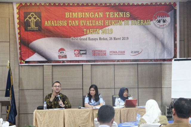 Bimbingan Teknis Analisis dan Evaluasi Hukum di Daerah3