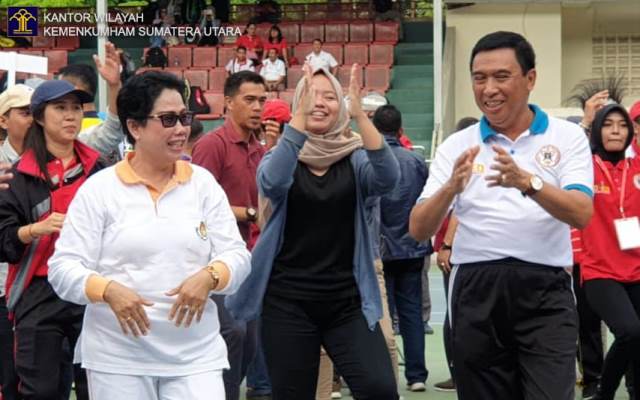 Dharma Wanita Kanwil Kemenkumham Sumut Turut Meriahkan Pembukaan Turnamen Tenis1