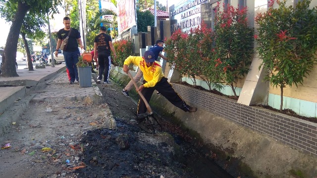 Gotong royong kebersihan11