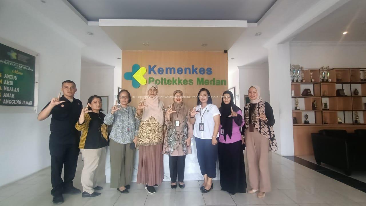 Tingkatkan Pengelolaan Perpustakaan, Pustakawan Kanwil Kemenkumham Sumatera Utara Kunjungi Perpustakaan Politeknik Kesehatan Medan Kementerian Kesehatan