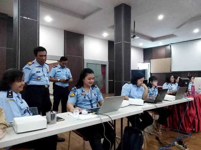 Kakanwil Awasi Langsung Proses Verifikasi Berkas Pelamar CPNS3