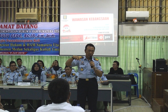 Kakanwil Tandatangani MoU Dengan Universitas HKBP Nommensen Medan5