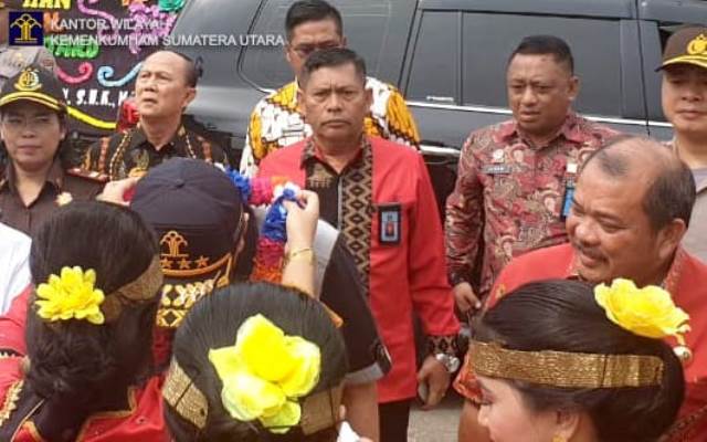 Menkumham Resmikan Galangan Kapal di Nias3