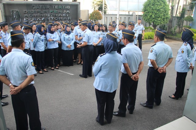 Pemeriksaan Kerapian Dan Kelengkapan Atribut3