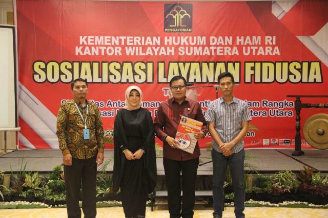 Penutupan Acara Sosialisasi Layanan Fidusia3