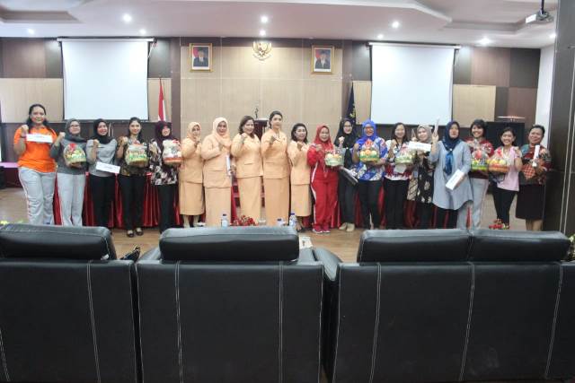 Pertemuan Rutin Dharma Wanita Persatuan9