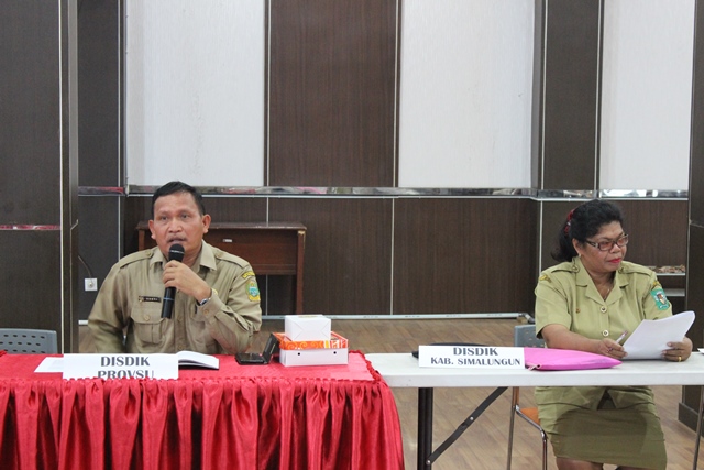 Rapat Koordinasi Terkait Rencana Pemberhentian 1.695 Guru 4