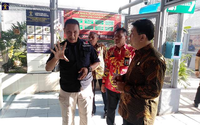 Staf Khusus Menkumham Berpesan Jaga Integritas Bagi Petugas Lapas dan Imigrasi1