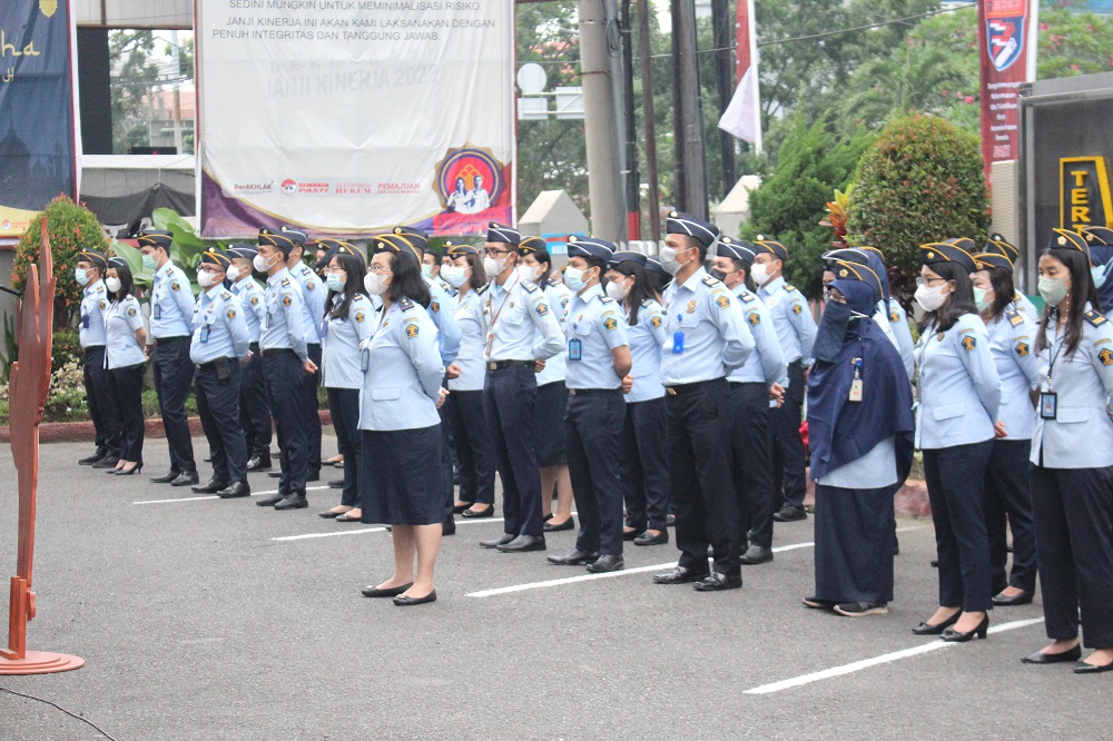 ZZZBerikan Kinerja Yang Terbaik5