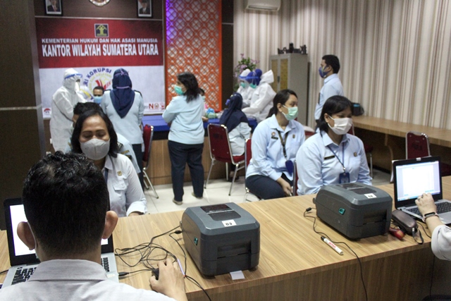 ZZZPencegahan Penyebaran Covid 19 Kanwil Kemenkumham Sumut Gelar Rapid Test8