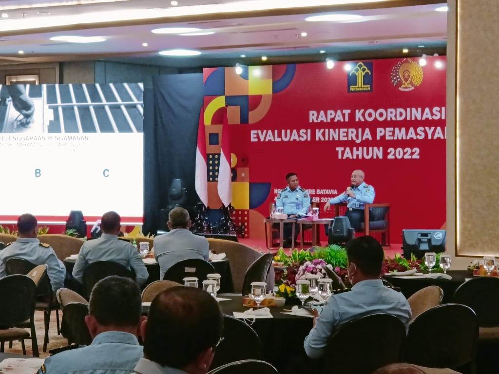 ZZZPenutupan Rapat Koordinasi Evaluasi Kinerja2