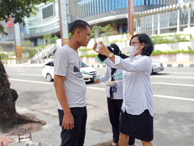 ZZZSambut HDKD Tahun 2020 Kanwil Kemenkumham Sumut Bagikan Masker Pada Pengguna Jalan2