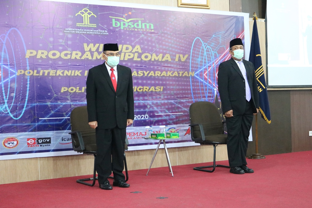 ZZZWisuda Taruna Program Diploma IV5