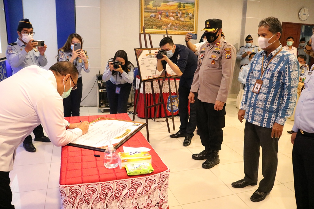 ZZZZInovasi baru dalam bidang Keimigrasian2