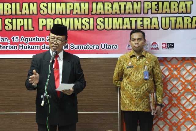 sumpah jabatan pejabat Penyidik Pegawai Negeri Sipil