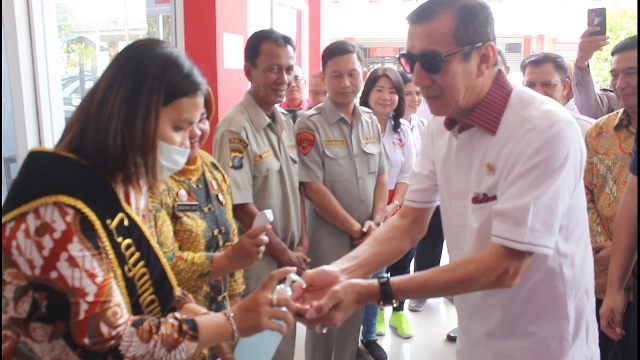 zCegah Coronavirus Kantor Wilayah Kementerian Hukum dan HAM Sumatera Utara Bekerja Sama Dengan Loving Hand Charity Adakan Sosialisasi Dan Pengobatan Gratis 7