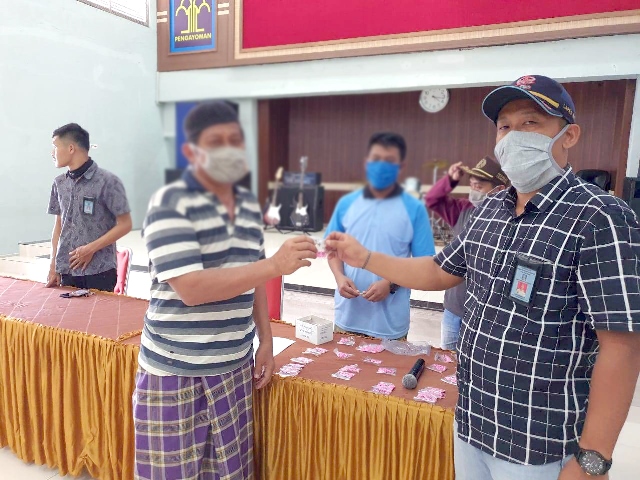 zLapas Binjai Bagikan Masker dan1